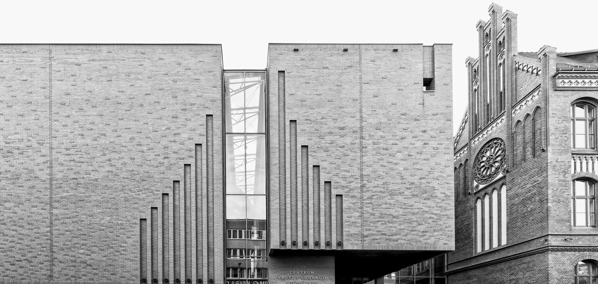 Zentrum für Wissenschaft und Musikbildung „Symphonie“, Katowice, Bauzeit 2005-2007 Architekt Konior Studio